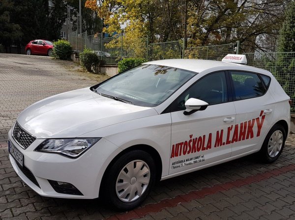 Milan Ľahký ml. – Autoškola